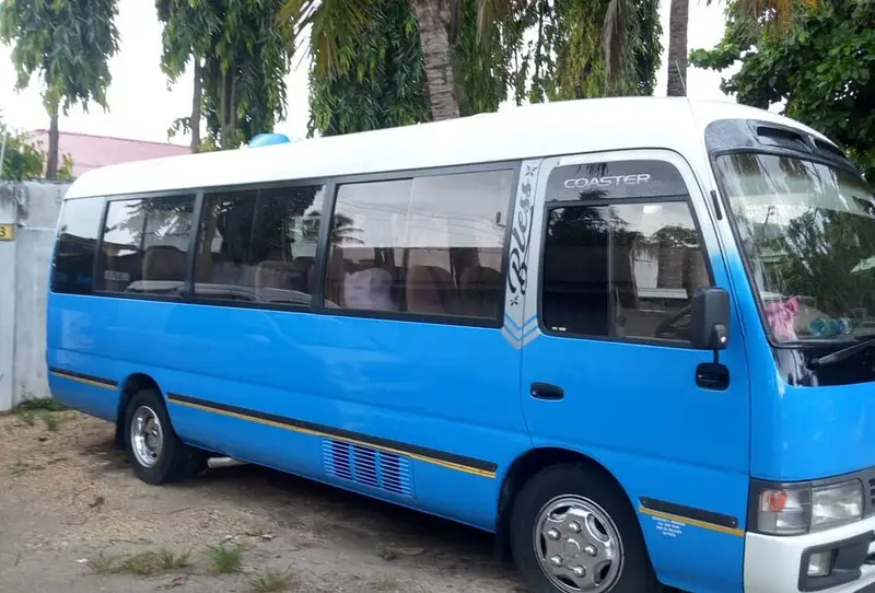 Magari Coaster 2013 lipo Dar es salaam
