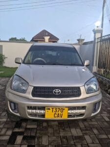 Used Toyota Rav4 1999 for Sale in Dar es salaam