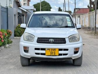 Bei Ya Toyota Rav4 1999 Sokoni Dar es salaam Tanzania