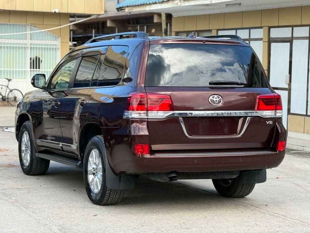 Price Of Toyota Land Cruiser V8 2018 for Sale in Tanzania