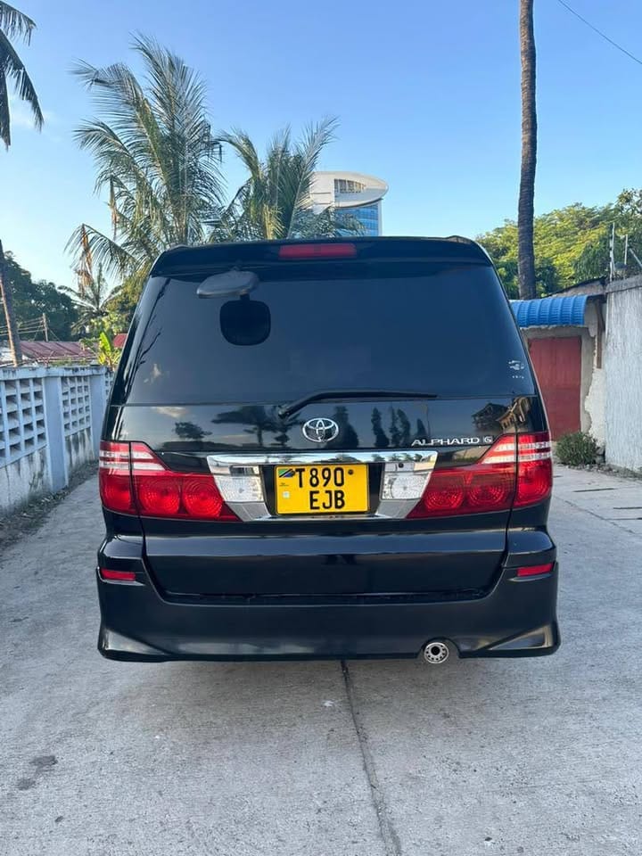 Price Of Toyota Alphard 2005 for Sale in Tanzania