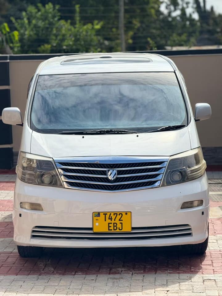 Price Of Toyota Alphard 2005 for Sale in Tanzania