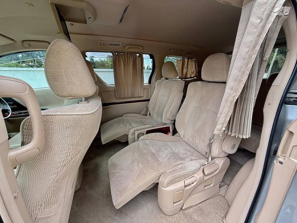 Toyota Alphard bei poa sokoni Dar es salaam Tanzania