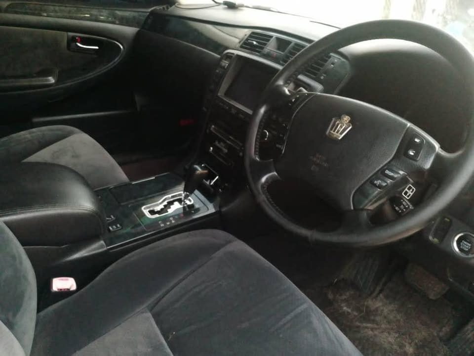 Price Of Toyota Crown 2004 for Sale in Tanzania