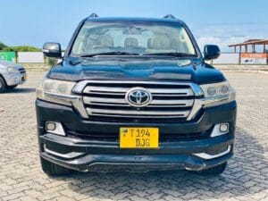 Bei ya Toyota Land Cruiser V8 2016 Sokoni Dar es salaam Tanzania