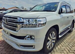 Bei ya Toyota Land Cruiser V8 2009 Sokoni Dar es salaam Tanzania