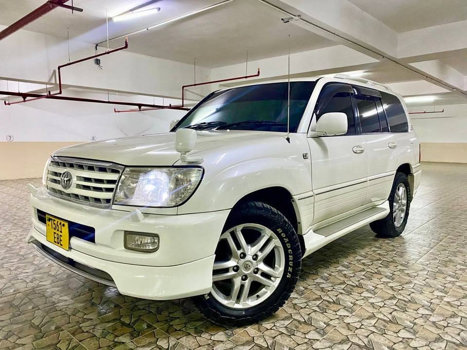 Bei ya Toyota Land Cruiser V8 2006 Sokoni Dar es salaam Tanzania