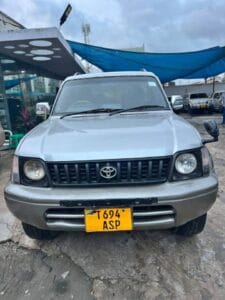 Used Toyota Land Cruiser Prado 1998 for Sale in Dar es salaam