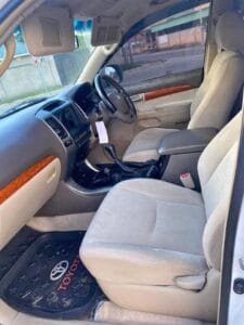 Bei ya Toyota Land Cruiser Prado 2000 Sokoni Dar es salaam Tanzania
