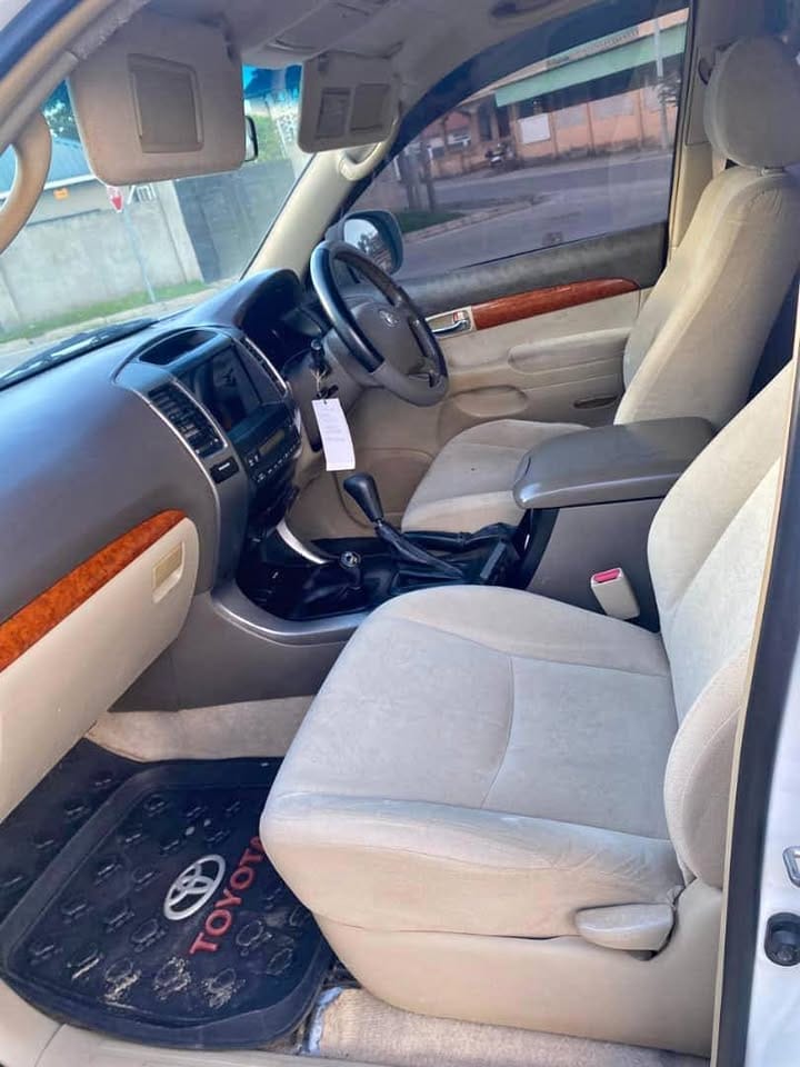 Bei ya Toyota Land Cruiser Prado 2000 Sokoni Dar es salaam Tanzania