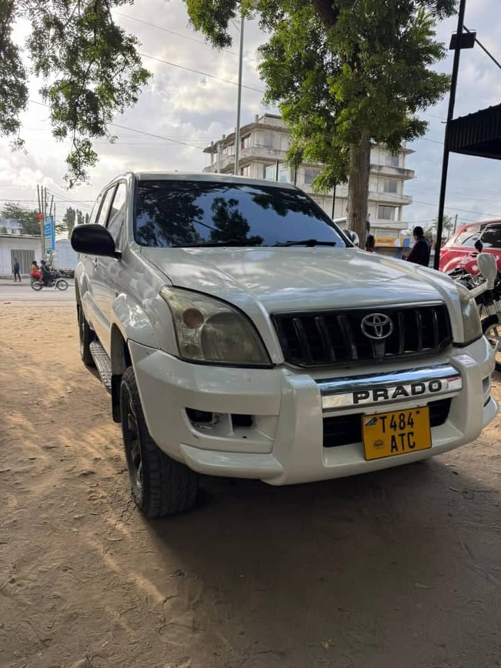 Toyota Land Cruiser Prado 2003 for Sale in Dar es salaam