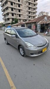 Used Toyota Wish 2004 for Sale in Dar es salaam