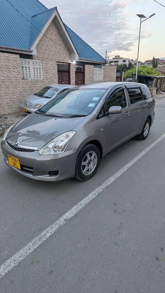 Price Of Toyota Wish 2004 for Sale in Tanzania