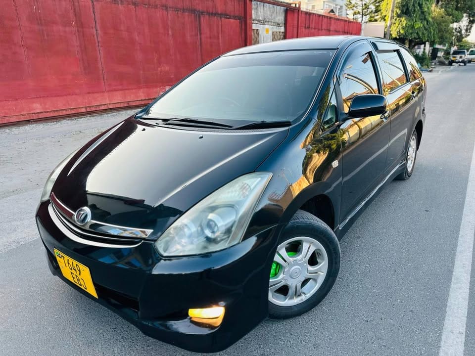 Toyota Wish 2004 for Sale in Dar es salaam