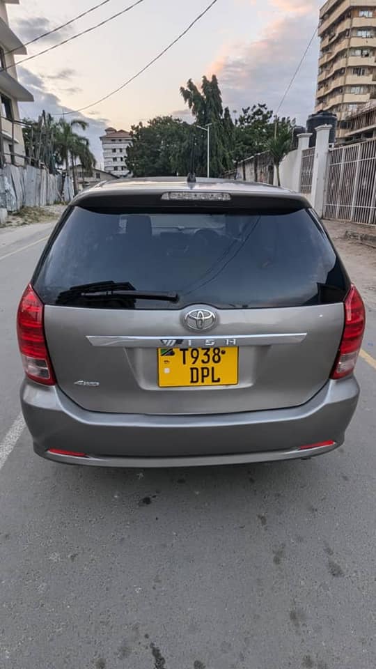 Toyota Wish 2004 for Sale in Dar es salaam