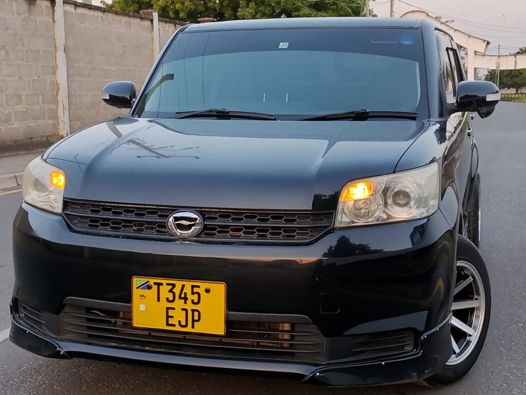 Magari Rumion 2011 lipo Dar es salaam