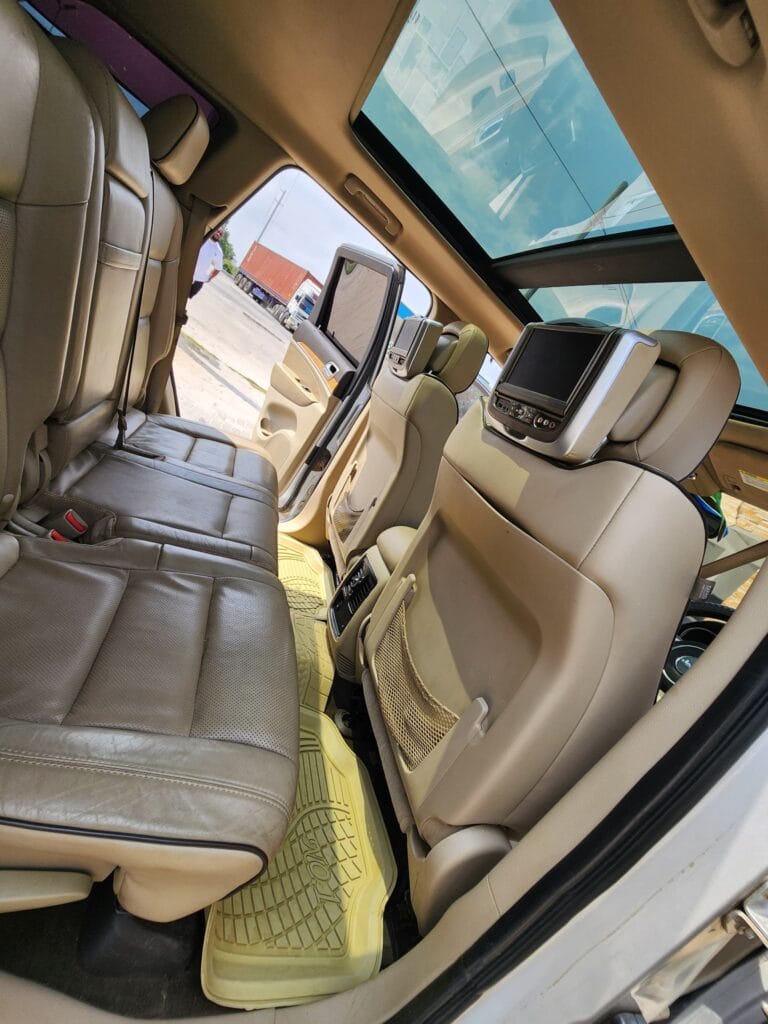 Jeep Cherokee 2011 Inauzwa Dar es salaam Tanzania