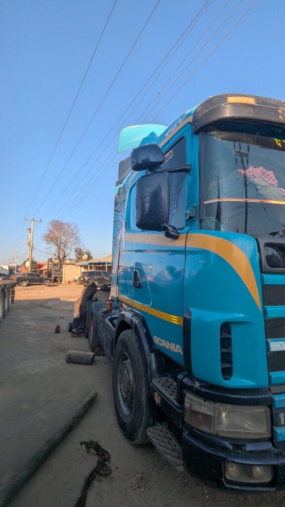 Magari Used Scania 124 1993 Njombe Tanzania