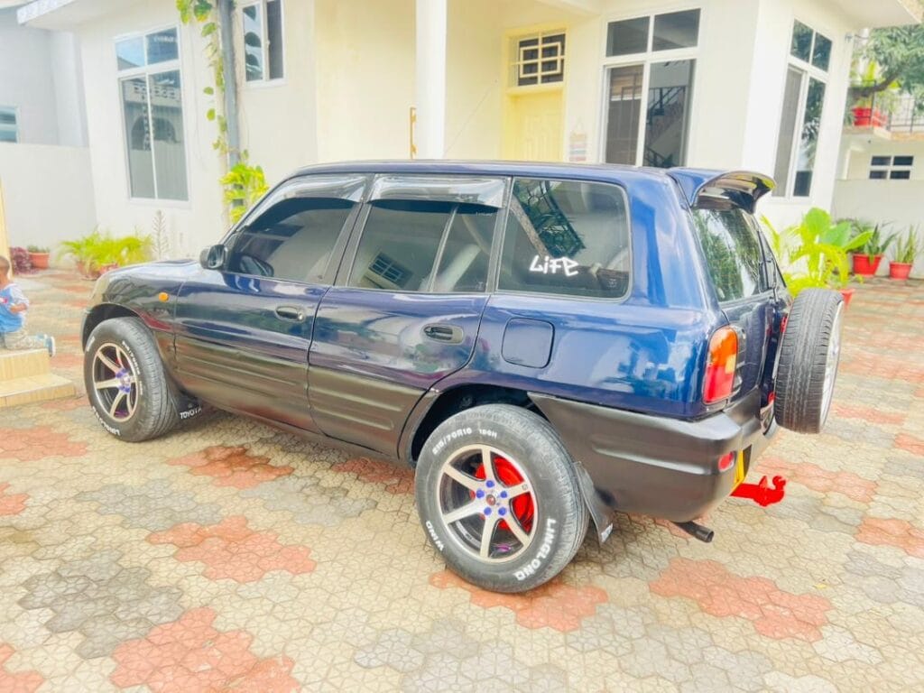 Buy Toyota Rav4 2000 for Sale in Dar es salaam
