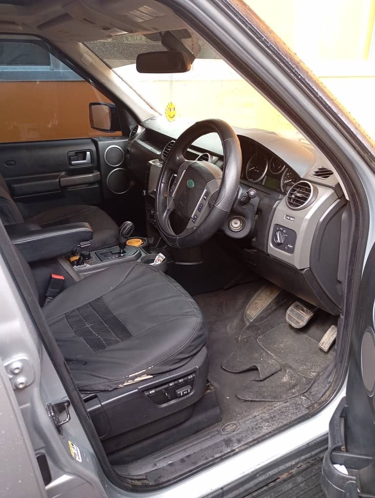 Magari Sokoni Land Rover Discovery ya Bei Poa 2008