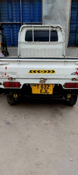 Price of Used Suzuki Carry 1998 for Sale in Dar es salaam Tanzania
