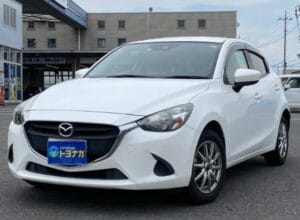 Used Mazda Demio 2018 for Sale in Dar es salaam