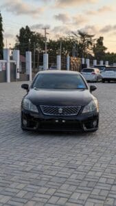 Used Toyota Crown 2010 for Sale in Dar es salaam