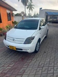 Used Toyota IST 2002 for Sale in Dar es salaam