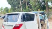 Toyota Alphard bei poa sokoni Zanzibar Tanzania