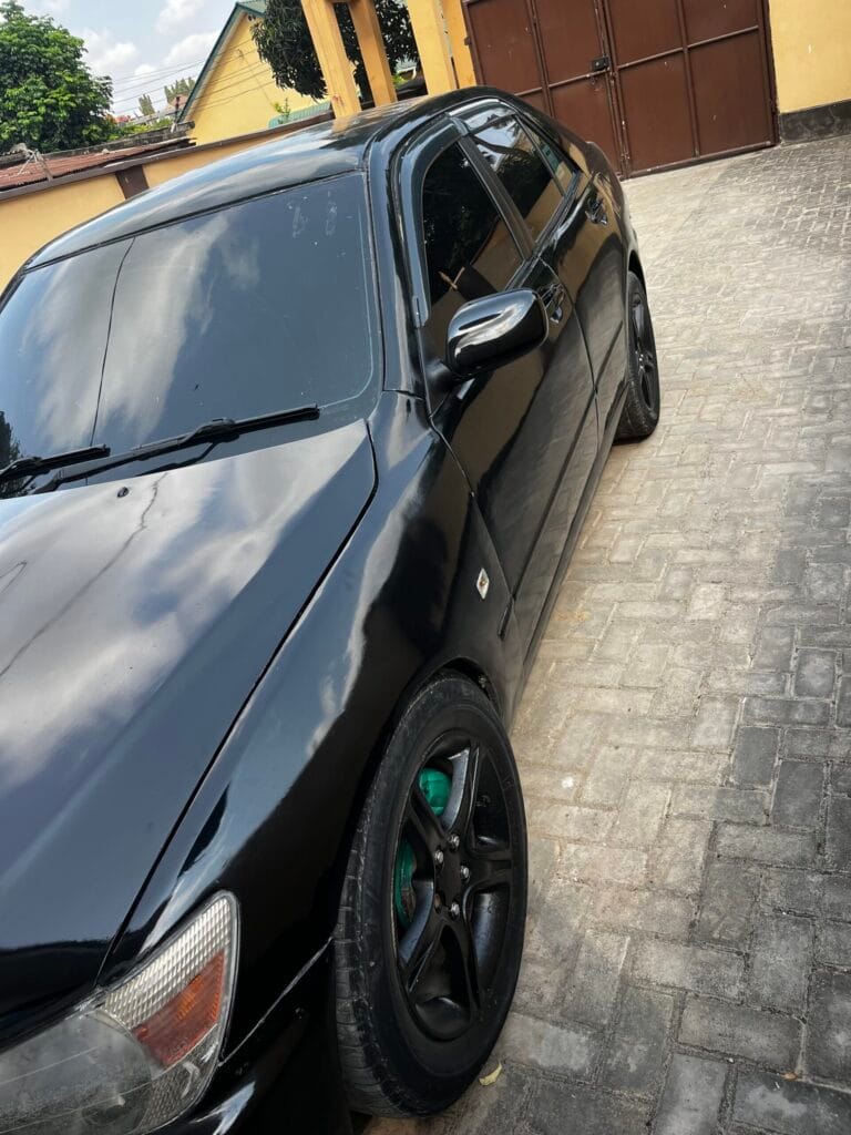 Buy Toyota Altezza 2000 for Sale in Dar es salaam