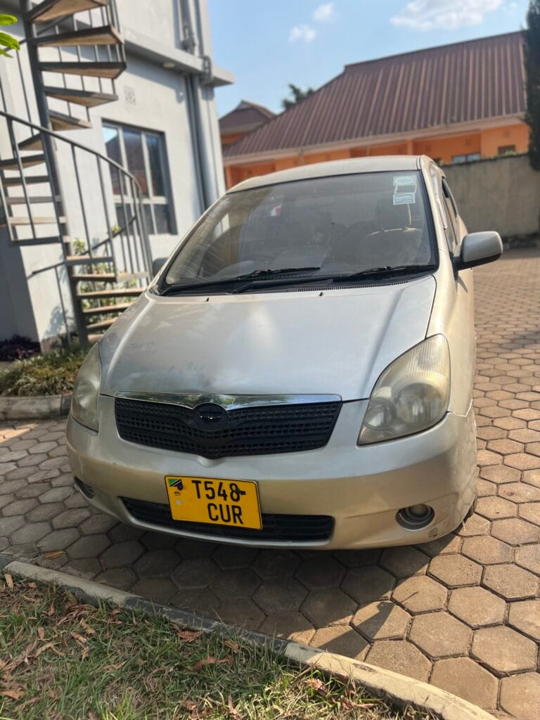 Magari Spacio 2003 lipo Arusha