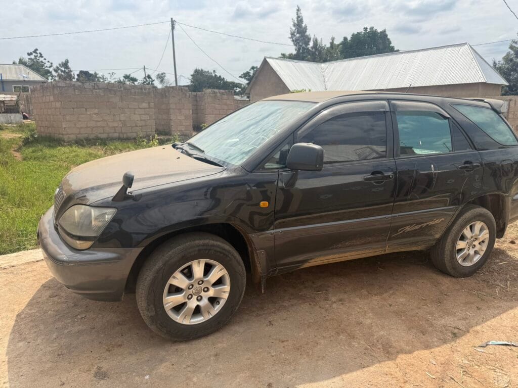Magari Harrier 2002 lipo Mwanza