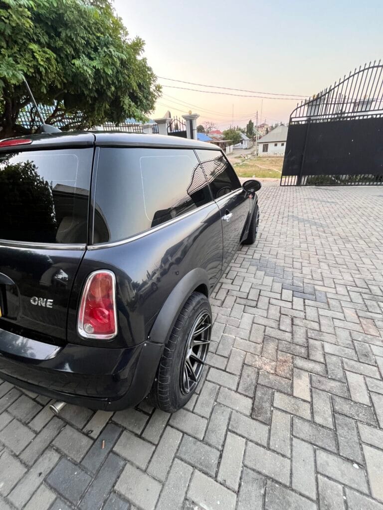 Magari Used Mini Cooper 2005 Dar es salaam Tanzania