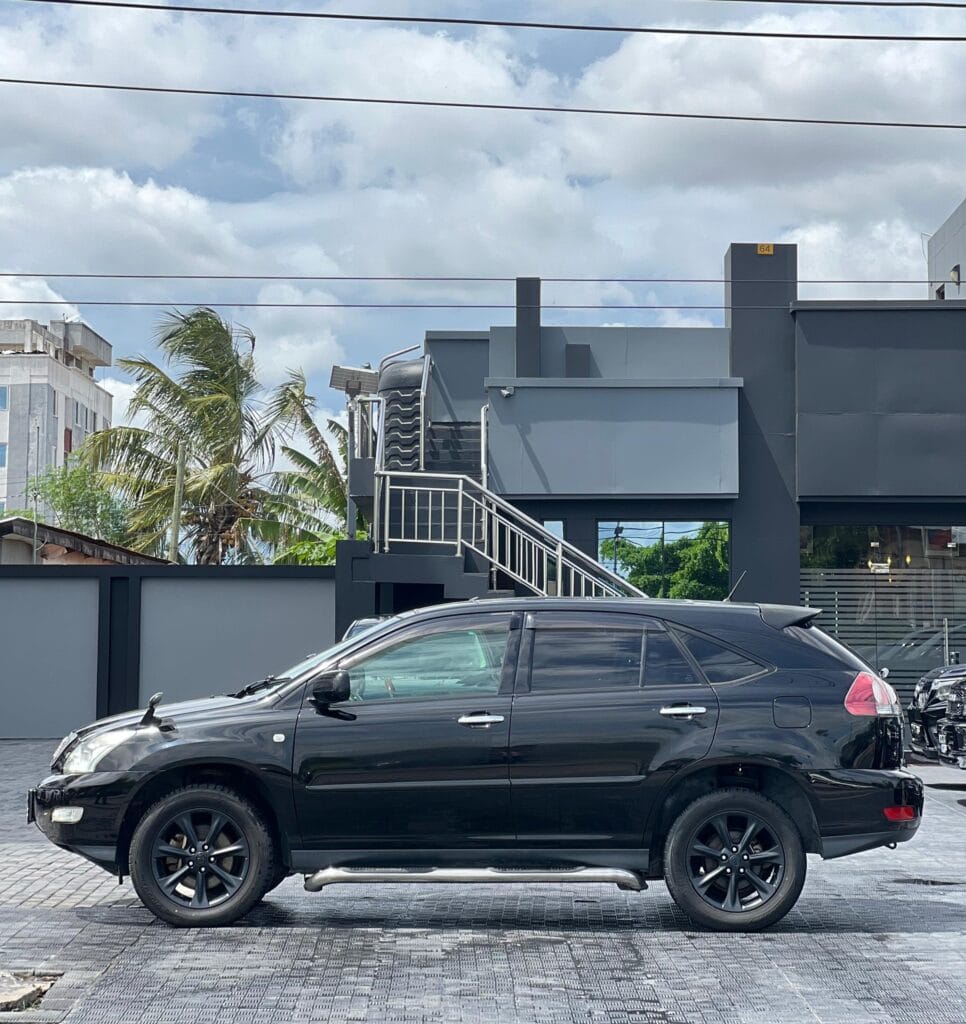 For Sale Toyota Harrier 2008 in Dar es salaam