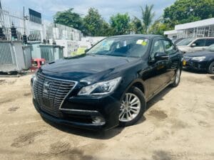 Used Toyota Crown 2015 for Sale in Dar es salaam