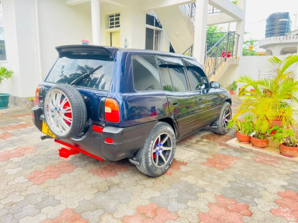 Price Of Toyota Rav4 2000 for Sale in Tanzania