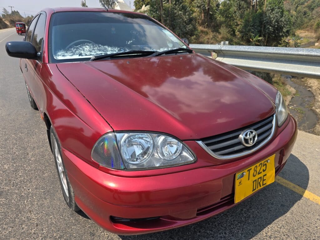 Toyota Avensis bei poa sokoni Mbeya Tanzania