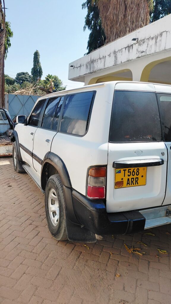 Magari Used Nissan Patrol 1999 Dodoma Tanzania