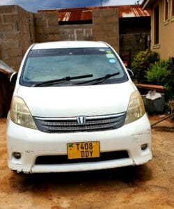 Bei ya Toyota Isis 2006 Sokoni Dar es salaam Tanzania