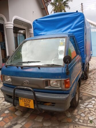 Price of Used Toyota LiteAce Truck 1998 for Sale in Dar es salaam Tanzania