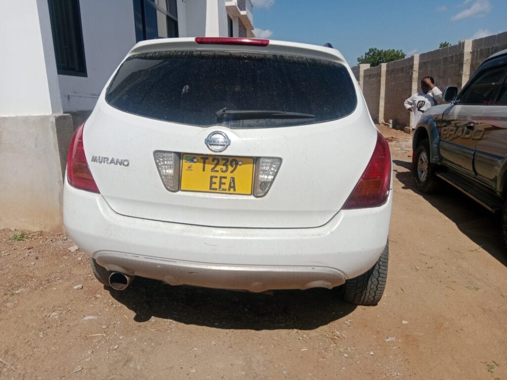 Magari Sokoni Nissan Murano ya Bei Poa 2006