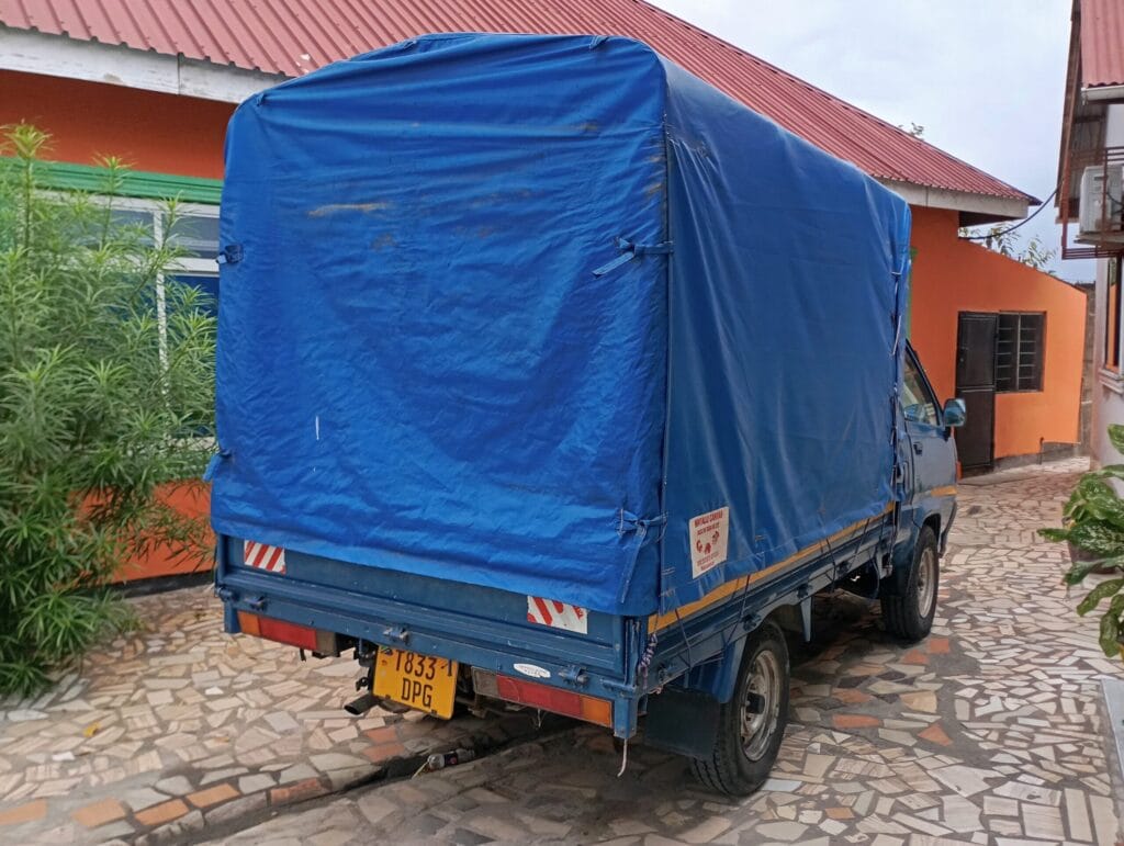 Magari Used Toyota LiteAce Truck 1998 Dar es salaam Tanzania