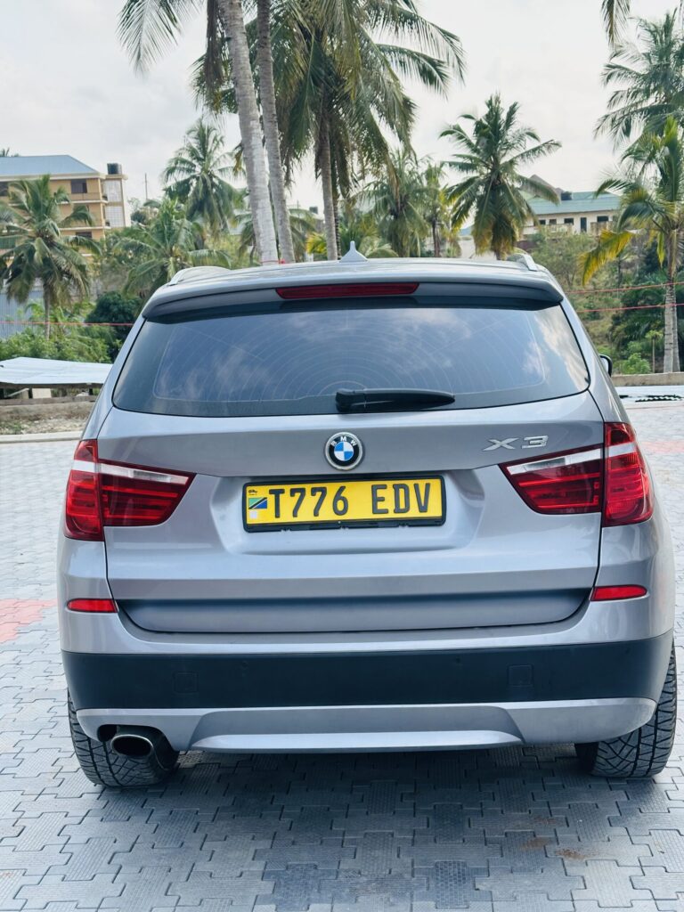 Magari Sokoni BMW X3 ya Bei Poa 2013