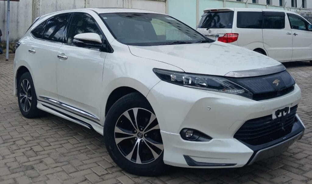 Toyota Harrier 2015 for Sale in Dar es salaam