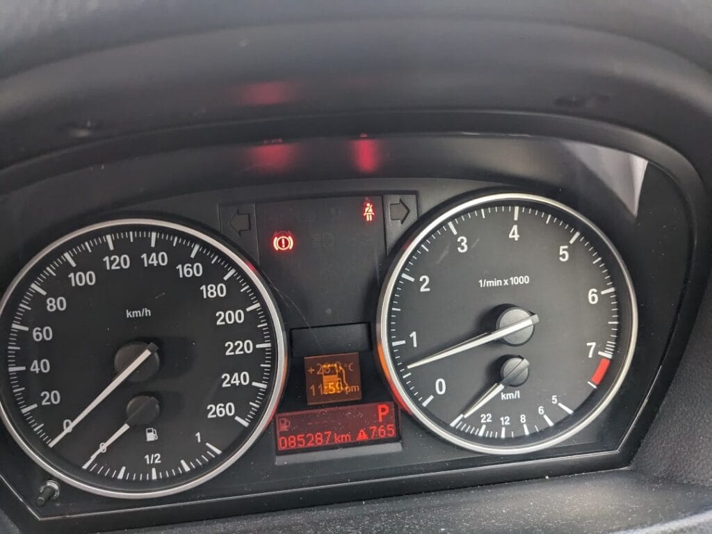 BMW 3 Series 2010 for Sale in Dar es salaam