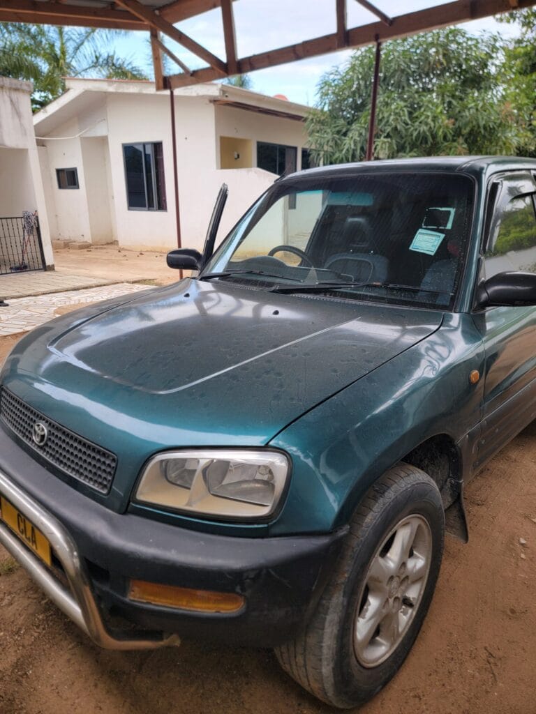 Bei ya Toyota Rav4 1995 Sokoni Dar es salaam Tanzania