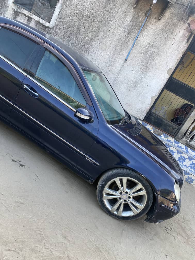 Price Of Benz C-Class 2002 for Sale in Tanzania