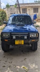 Used Toyota Hilux 1998 for Sale in Dar es salaam