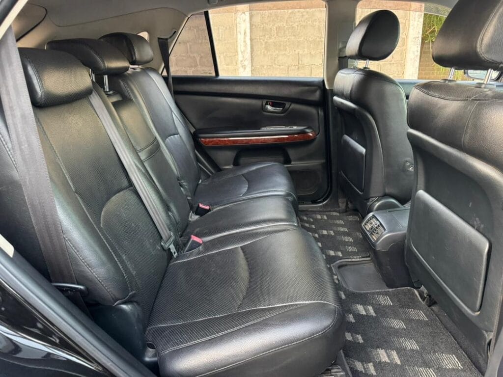 Used Toyota Harrier 2006 for Sale in Dar es salaam