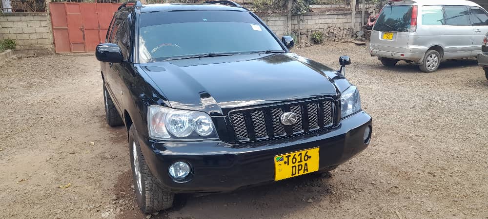 Magari Used Toyota Kluger 2005 Kilimanjaro Tanzania